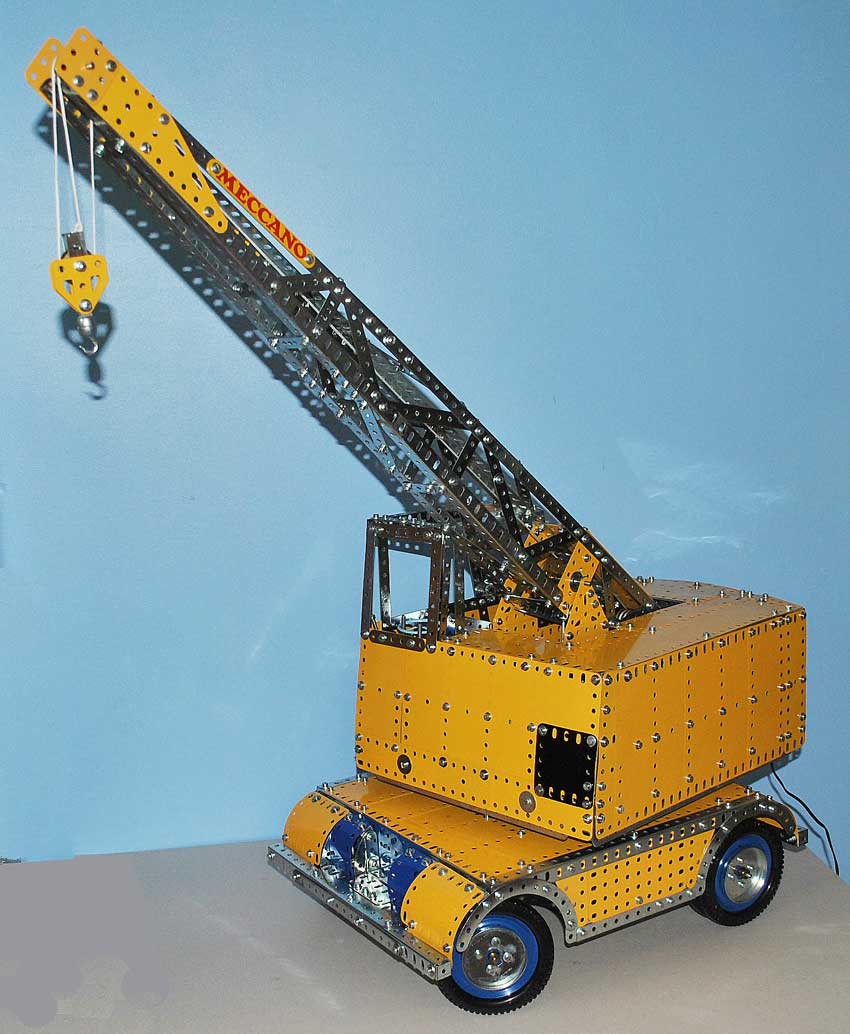 Coles crane full view